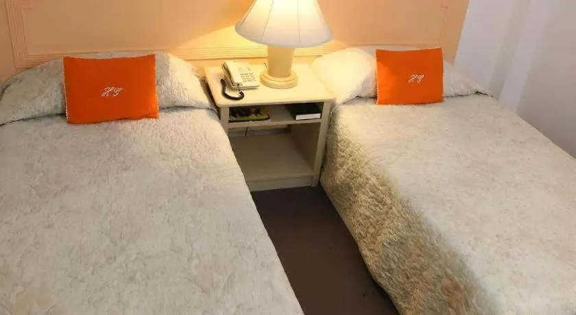 Hotel Galleria Davao 3*,