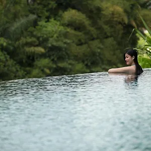 **** Resort Dwaraka The Royal Indonesia
